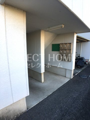 【エントランス】 | リバーストーン