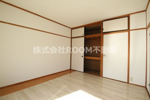 エクセレントハイツの洋室|きれいな洋室です