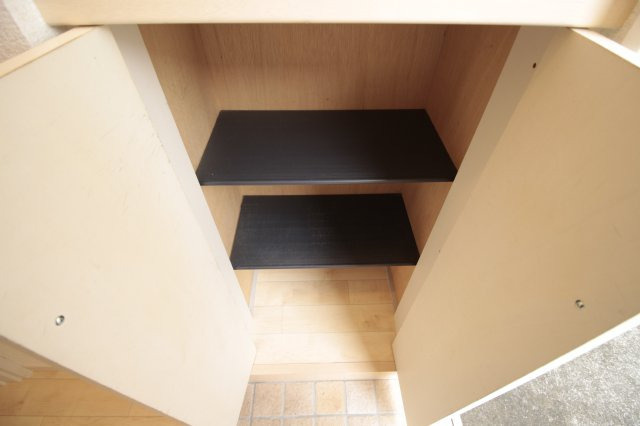 【収納】 | ドムスソラリス | たっぷり収納できるシューズボックスです♪
