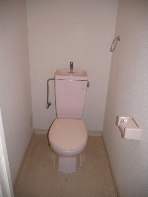 サンドルフィン【10,000円キャッシュバック対象物件】のトイレ