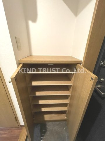 フェニックスコート天満橋の収納|ちょっとした収納スペースも充実しています