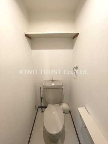 フェニックスコート天満橋のトイレ|清潔感のあるトイレです