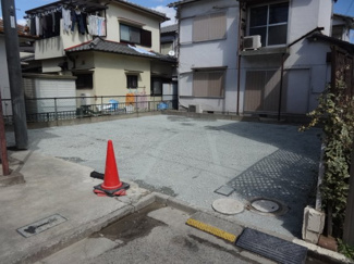 【駐車場】
