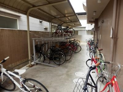 レジュールアッシュ清水の駐車場|駐輪場