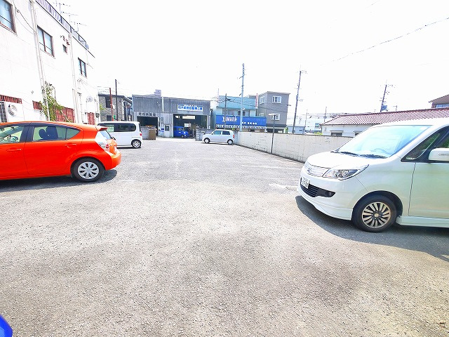橋本モータープールの駐車場