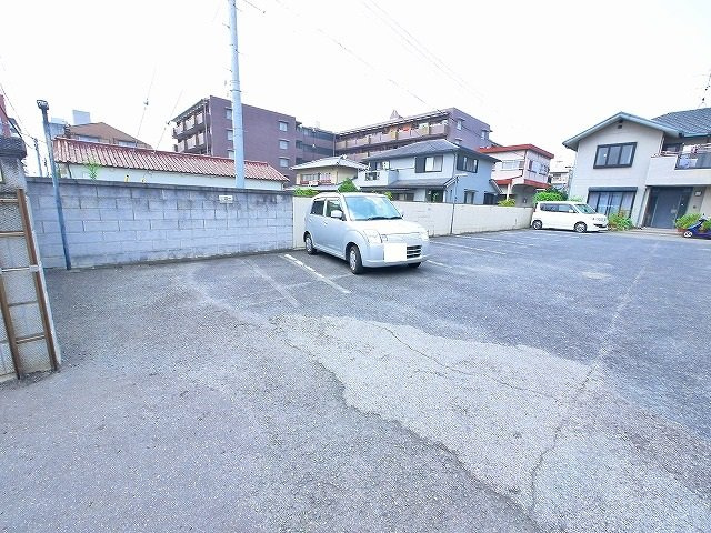橋本モータープールの駐車場