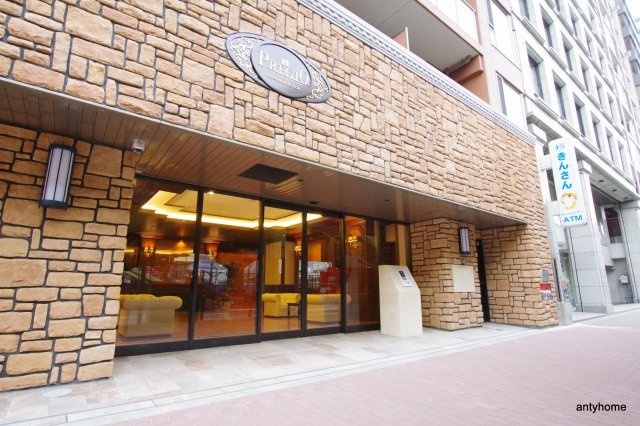 ORSUS新大阪　仲介手数料無料のエントランス