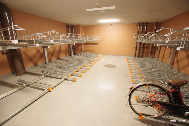 ORSUS新大阪　仲介手数料無料の駐車場