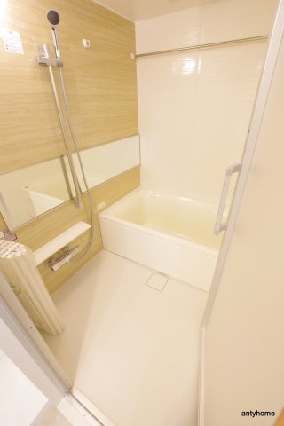 ORSUS新大阪　仲介手数料無料の浴室