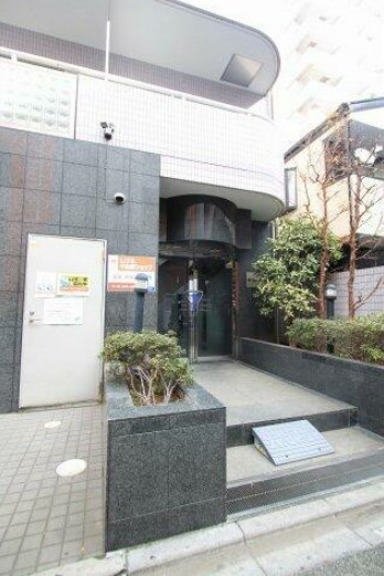K-ONE浦安のエントランス