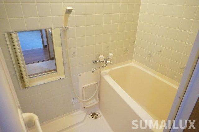 熊本市東区小峯４丁目の賃貸マンションの浴室