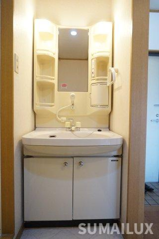 熊本市東区小峯４丁目の賃貸マンションの独立洗面台