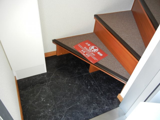 【玄関】 | レオパレスこぶしの里 | レオパレスこぶしの里(Good Home)