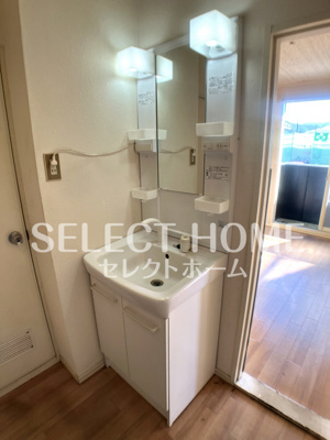 【独立洗面台】 | コーブサンクチュアリ | 朝の身支度には欠かせない独立洗面化粧台同型タイプ