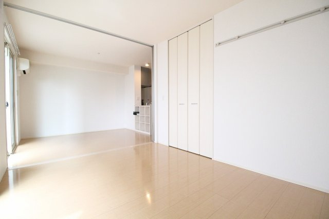 メゾン ブランシェの洋室