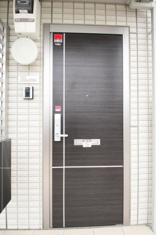 メゾン ブランシェの玄関