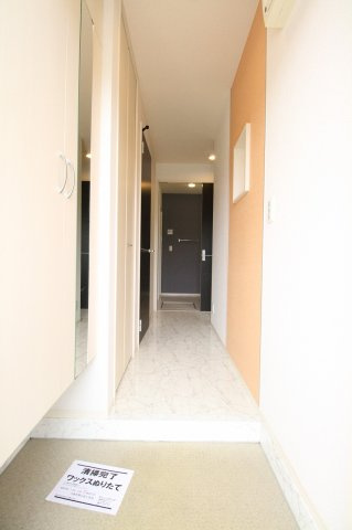 メゾン ブランシェの玄関