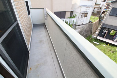 【バルコニー】 | VIANO西山町