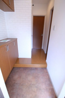 【玄関】 | VIANO西山町