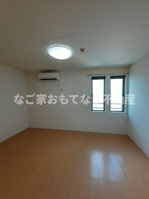 【寝室】 | クレーヴ