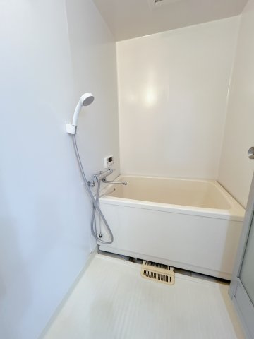 パークヒルズ雁宿の浴室