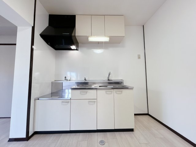 パークヒルズ雁宿のキッチン