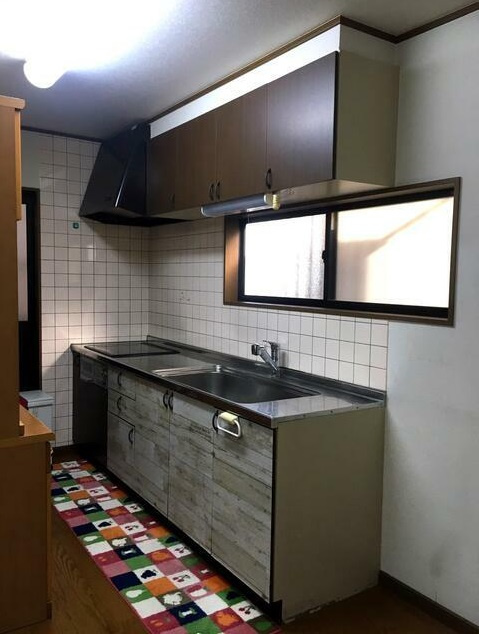 高知市南竹島町　中古住宅売家のキッチン