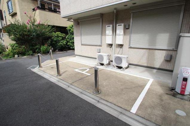 山の手ハウスの駐車場|パーキング