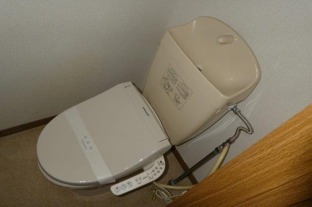 ファミールＦＵＪＩ　Ｂのトイレ|ウォシュレット