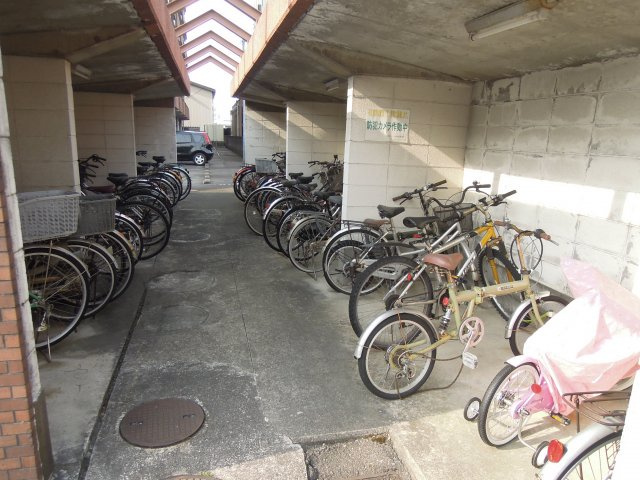 信開ドムス西開発のその他共用部分|駐輪場