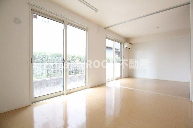 メゾン ブランシェの洋室