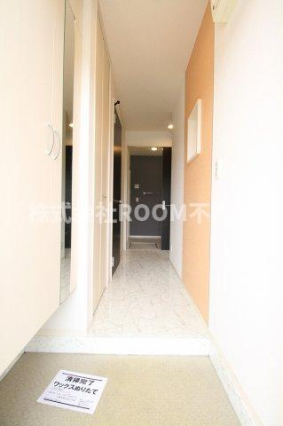 メゾン ブランシェの玄関