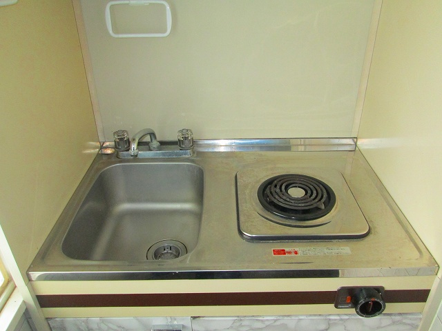 石ビルのキッチン