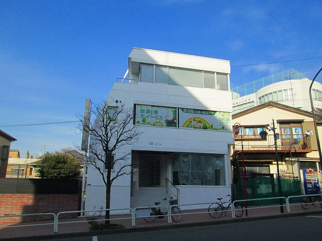 石ビル