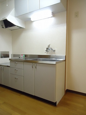  | グレイス森井