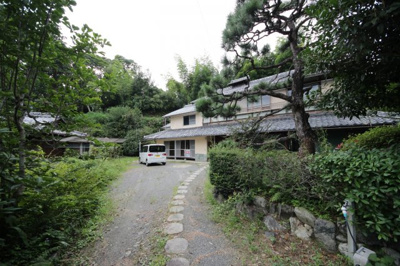 【外観】 | 大津市伊香立生津町109 自然に囲まれた和風戸建