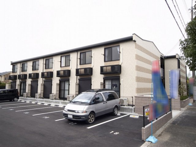 レオパレスプラムヒルズの外観