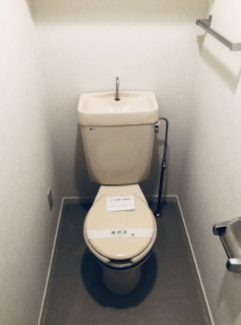 【トイレ】 | 大産板付マンション | ※同マンション別室の参考写真です