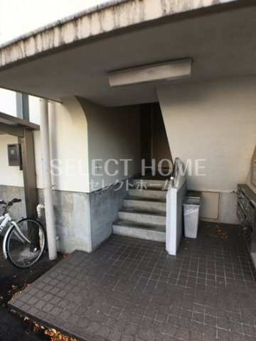 【エントランス】 | トモエコーポ | ゆとりのあるエントランスです