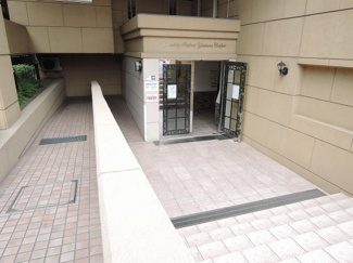 【エントランス】 | エントランス部分です。