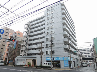 【外観】 | 総戸数86戸、平成4年12月築のマンションです。
専有面積77.56平米、3LDKのお部屋となります。