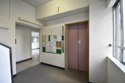 【その他共用部分】 | ニックハイム京浜蒲田 | お買い物時やベビーカーの出し入れに便利なエレベーター付です。