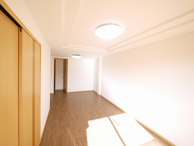 ＣＨＥＲＲＹ　ＨＯＵＳＥ（チェリーハウス）の居間・リビング