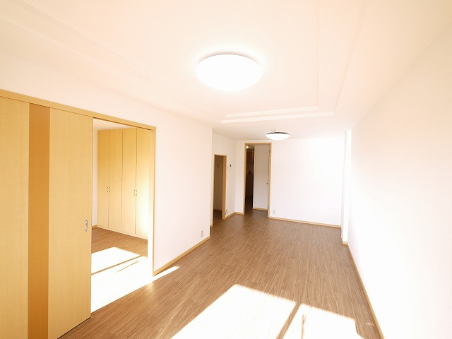 ＣＨＥＲＲＹ　ＨＯＵＳＥ（チェリーハウス）の居間・リビング