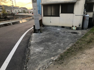 【駐車場】