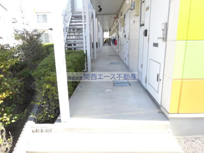 【エントランス】 | レオパレスフォレストⅡ