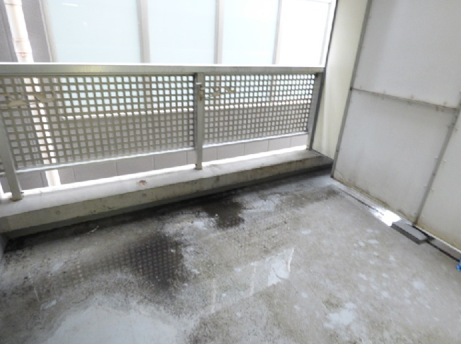 【バルコニー】 | トラストワンビル１９