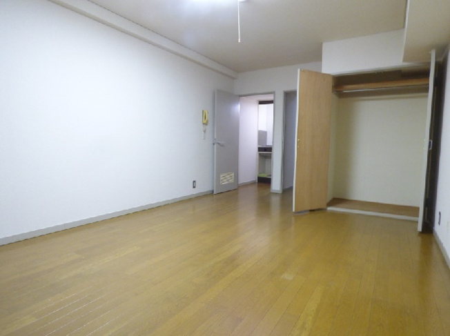 【居間・リビング】 | トラストワンビル１９