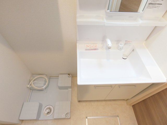 D-room大阪狭山市茱萸木の洗面所