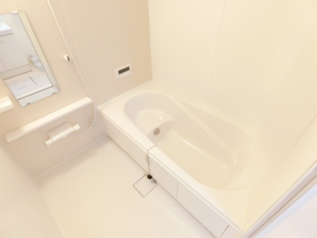 D-room大阪狭山市茱萸木の浴室